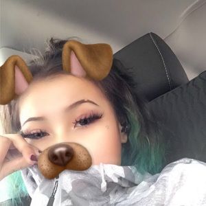 Meet your Posher, Lacey